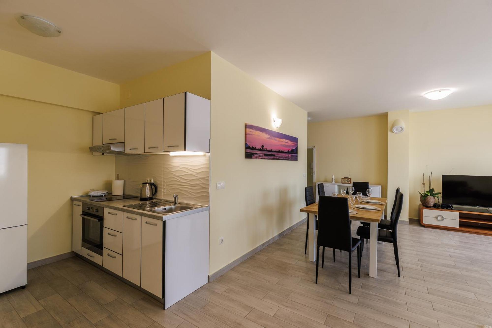 Apartman Maja Komarna Exterior photo